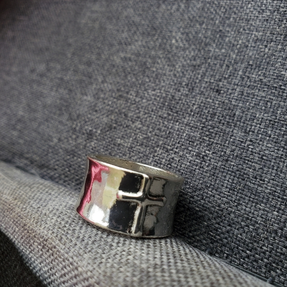 Vintage Band Ring - Picture 7 of 9